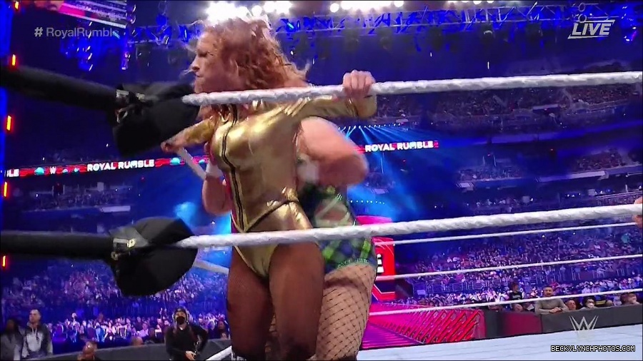 WWE_Royal_Rumble_2022_720p_WEB_h264-HEEL_mp4_006799578.jpg