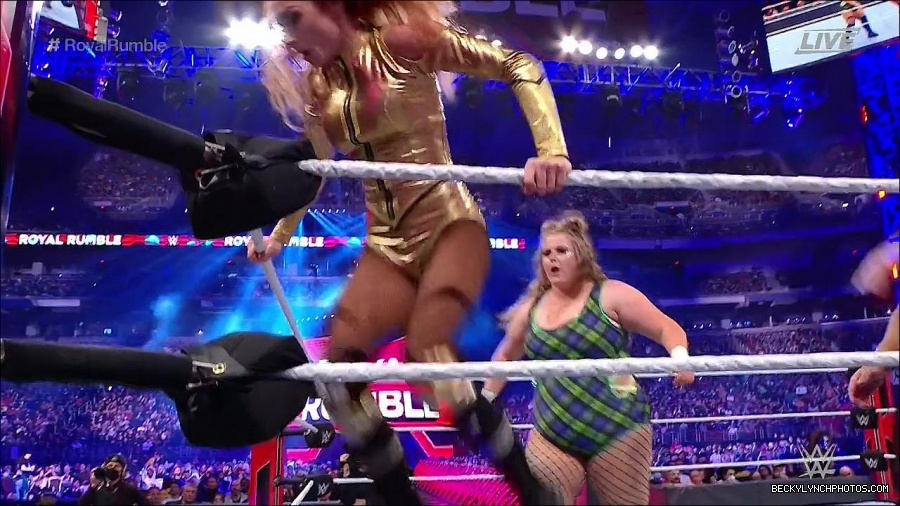 WWE_Royal_Rumble_2022_720p_WEB_h264-HEEL_mp4_006801178.jpg