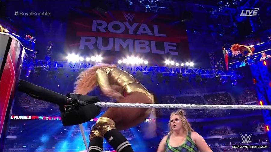 WWE_Royal_Rumble_2022_720p_WEB_h264-HEEL_mp4_006802378.jpg