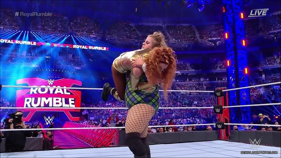 WWE_Royal_Rumble_2022_720p_WEB_h264-HEEL_mp4_006807178.jpg