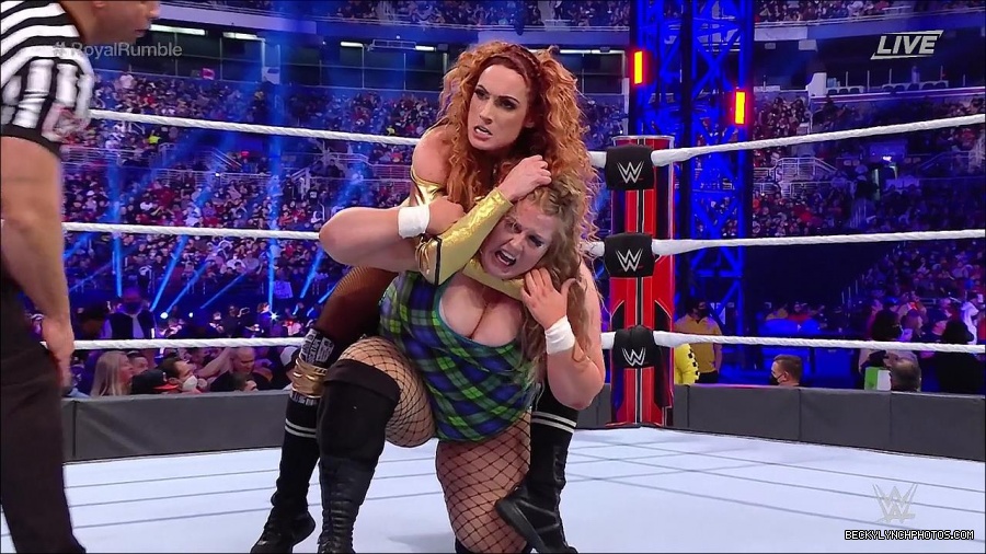 WWE_Royal_Rumble_2022_720p_WEB_h264-HEEL_mp4_006825178.jpg