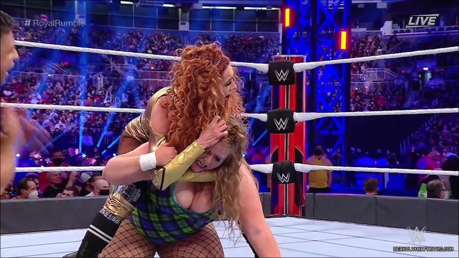 WWE_Royal_Rumble_2022_720p_WEB_h264-HEEL_mp4_006835178.jpg