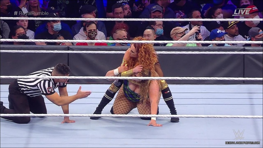 WWE_Royal_Rumble_2022_720p_WEB_h264-HEEL_mp4_006837578.jpg
