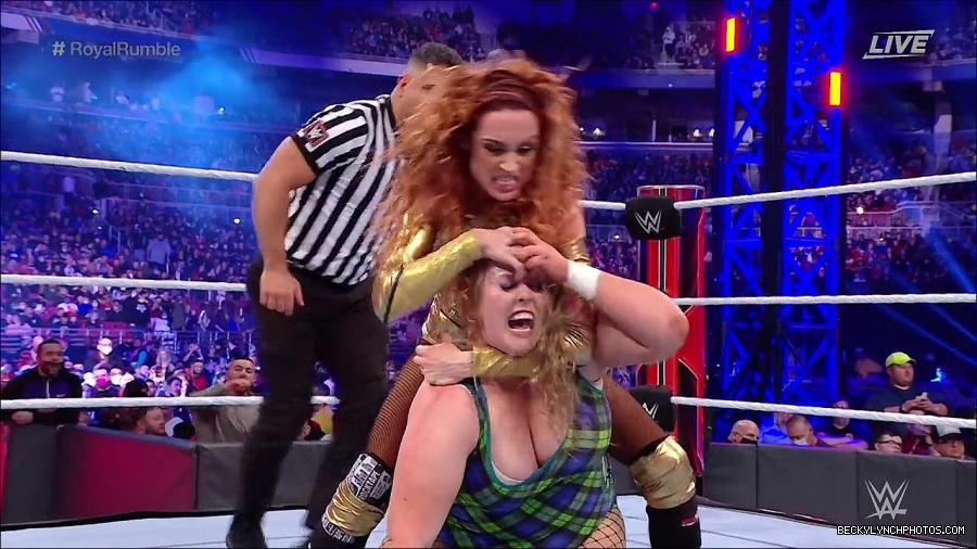 WWE_Royal_Rumble_2022_720p_WEB_h264-HEEL_mp4_006848778.jpg
