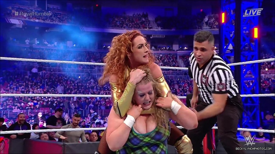WWE_Royal_Rumble_2022_720p_WEB_h264-HEEL_mp4_006850778.jpg