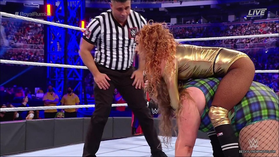 WWE_Royal_Rumble_2022_720p_WEB_h264-HEEL_mp4_006865978.jpg