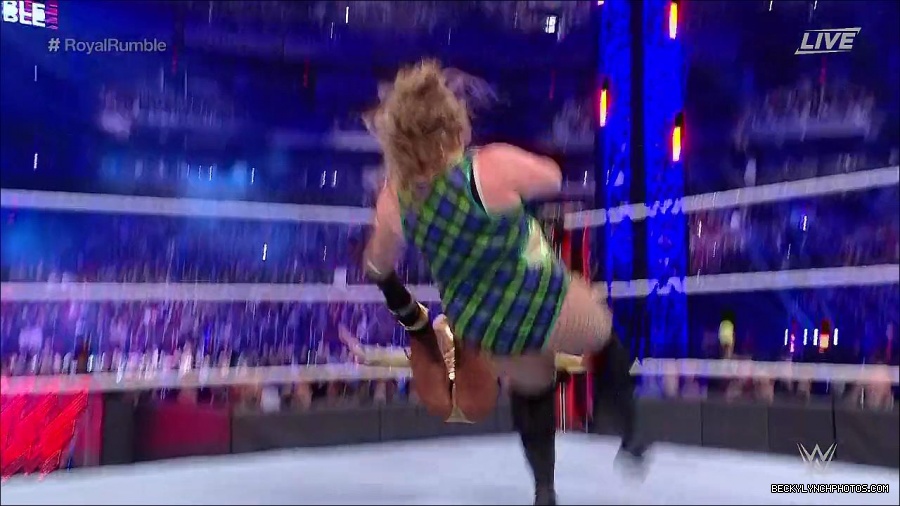 WWE_Royal_Rumble_2022_720p_WEB_h264-HEEL_mp4_006893178.jpg