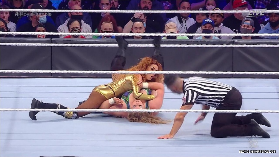 WWE_Royal_Rumble_2022_720p_WEB_h264-HEEL_mp4_006897178.jpg