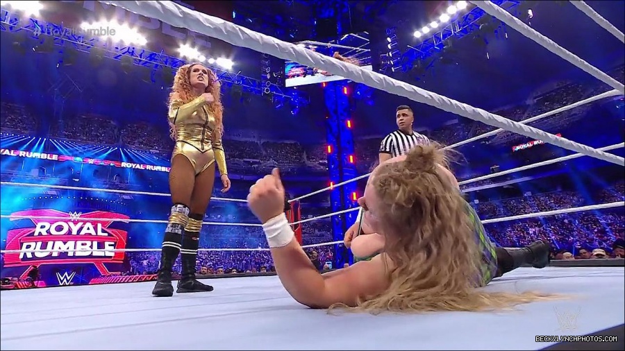 WWE_Royal_Rumble_2022_720p_WEB_h264-HEEL_mp4_006913578.jpg