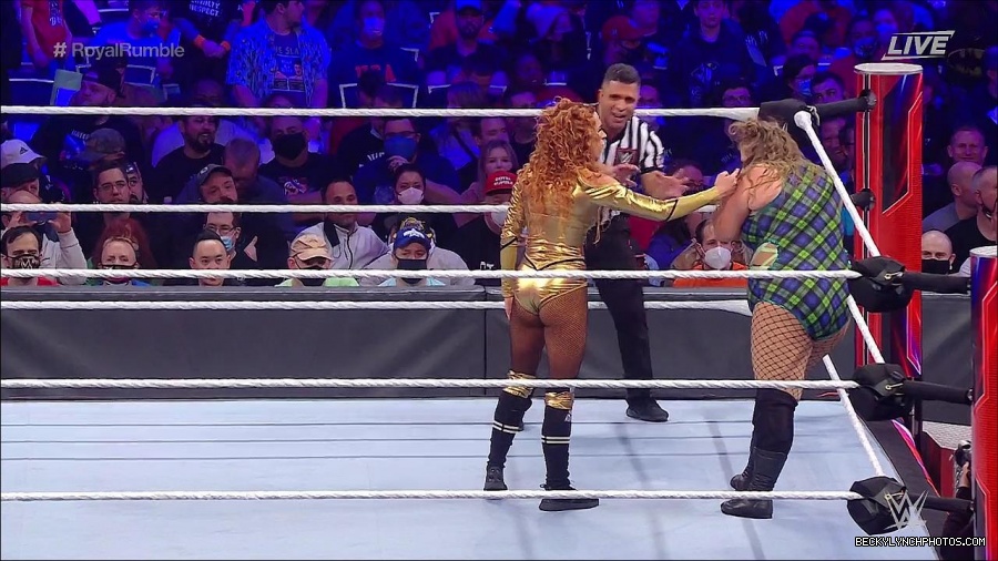 WWE_Royal_Rumble_2022_720p_WEB_h264-HEEL_mp4_006938378.jpg