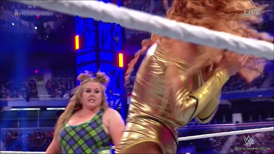 WWE_Royal_Rumble_2022_720p_WEB_h264-HEEL_mp4_006943578.jpg