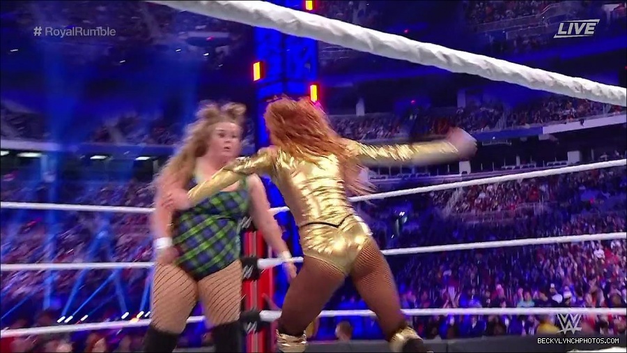 WWE_Royal_Rumble_2022_720p_WEB_h264-HEEL_mp4_006944378.jpg