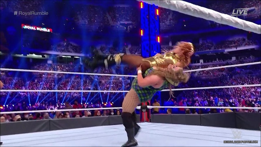WWE_Royal_Rumble_2022_720p_WEB_h264-HEEL_mp4_006946378.jpg