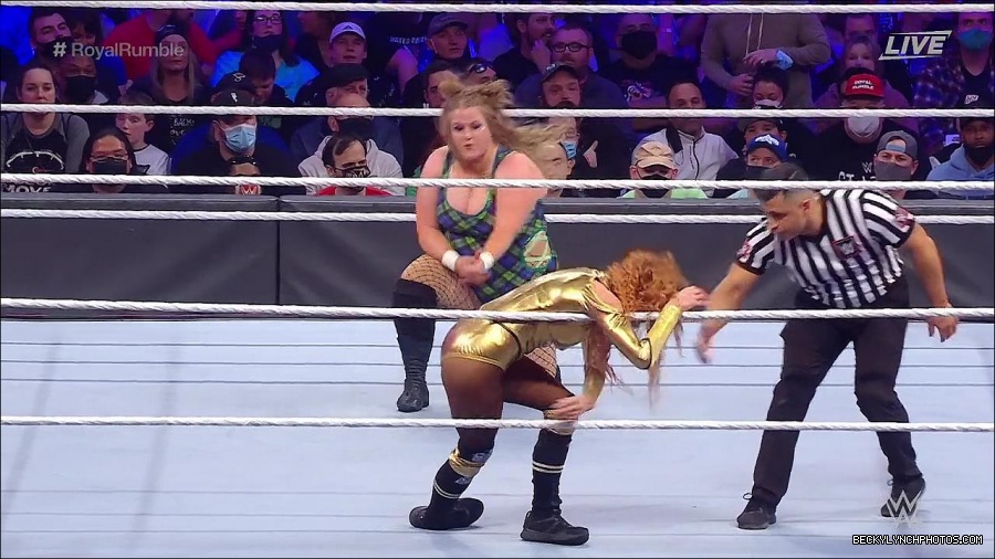 WWE_Royal_Rumble_2022_720p_WEB_h264-HEEL_mp4_006951978.jpg