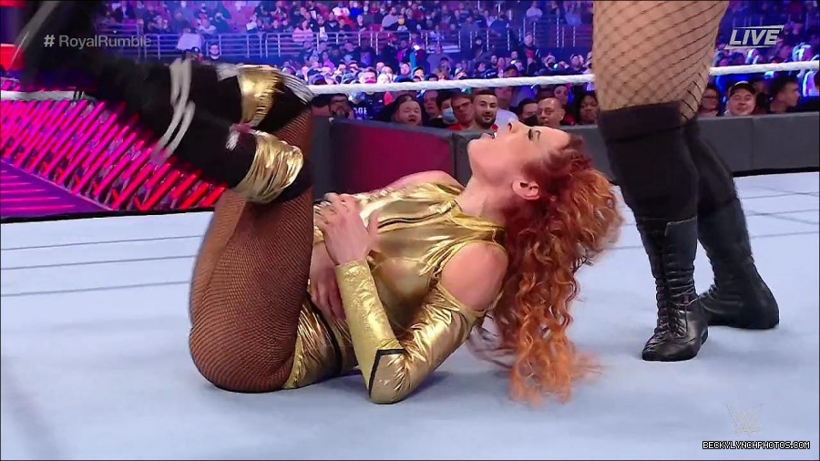 WWE_Royal_Rumble_2022_720p_WEB_h264-HEEL_mp4_006959978.jpg