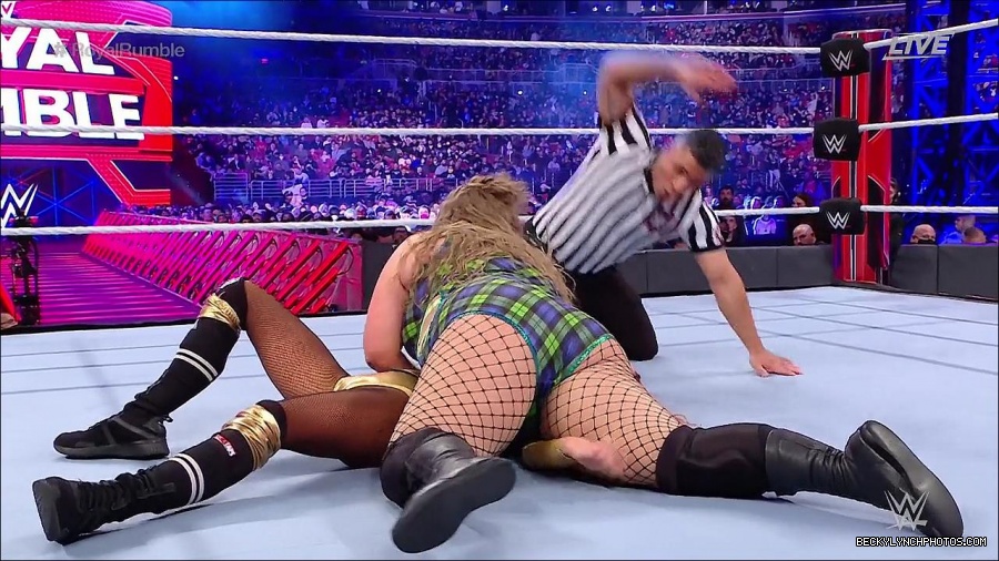 WWE_Royal_Rumble_2022_720p_WEB_h264-HEEL_mp4_006967178.jpg