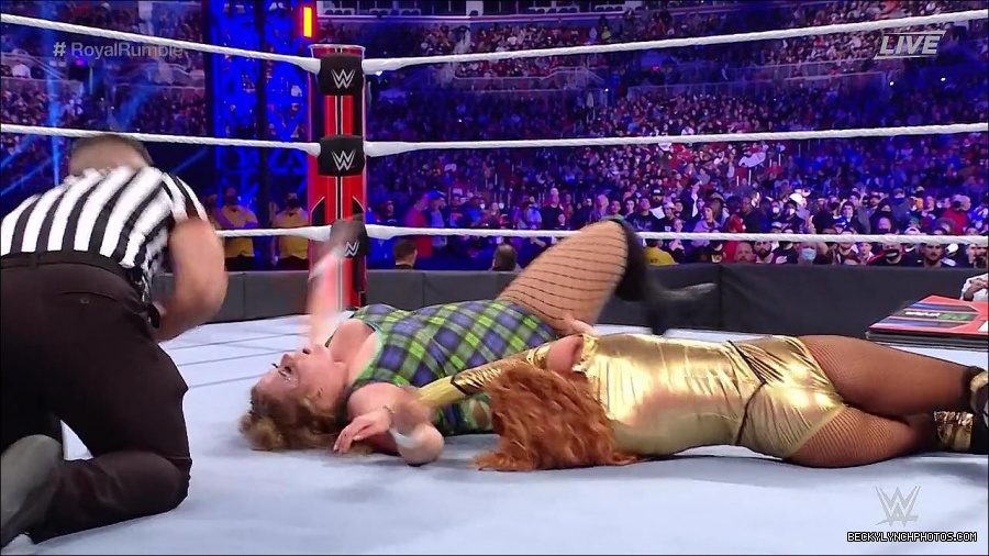 WWE_Royal_Rumble_2022_720p_WEB_h264-HEEL_mp4_006969178.jpg