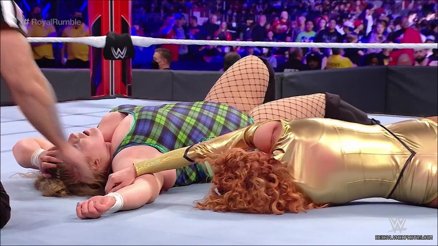 WWE_Royal_Rumble_2022_720p_WEB_h264-HEEL_mp4_006975178.jpg