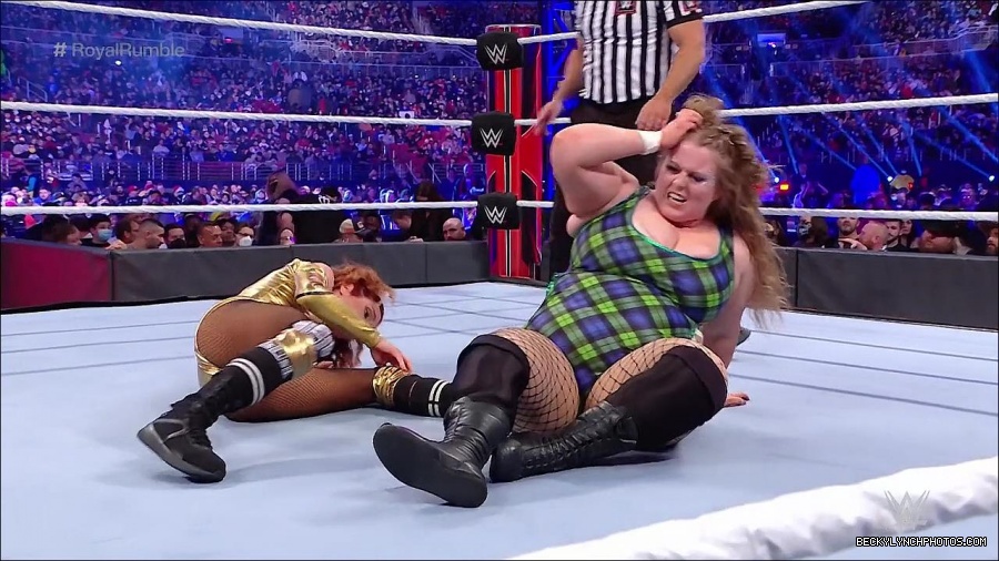WWE_Royal_Rumble_2022_720p_WEB_h264-HEEL_mp4_006988378.jpg