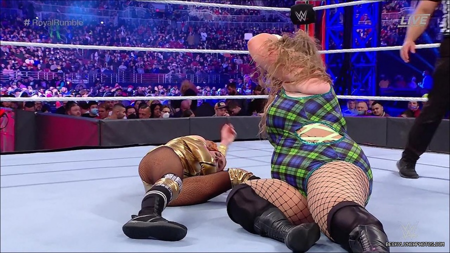 WWE_Royal_Rumble_2022_720p_WEB_h264-HEEL_mp4_006991978.jpg