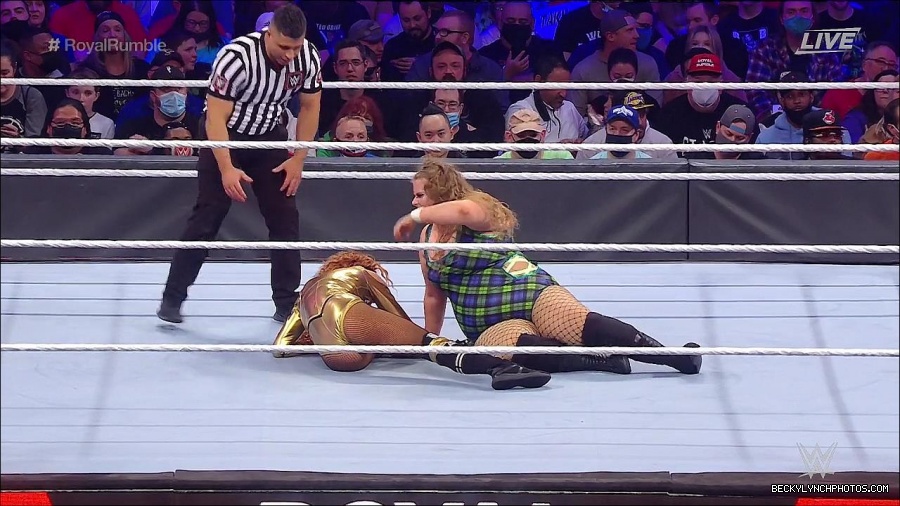 WWE_Royal_Rumble_2022_720p_WEB_h264-HEEL_mp4_006995978.jpg