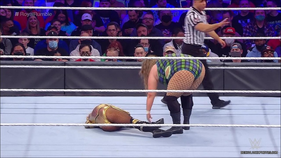 WWE_Royal_Rumble_2022_720p_WEB_h264-HEEL_mp4_006998778.jpg
