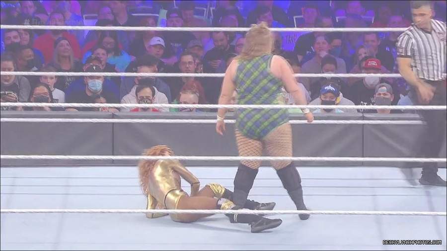 WWE_Royal_Rumble_2022_720p_WEB_h264-HEEL_mp4_006999578.jpg
