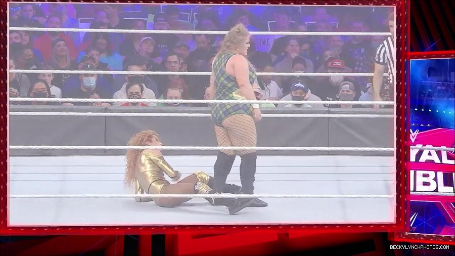WWE_Royal_Rumble_2022_720p_WEB_h264-HEEL_mp4_006999978.jpg