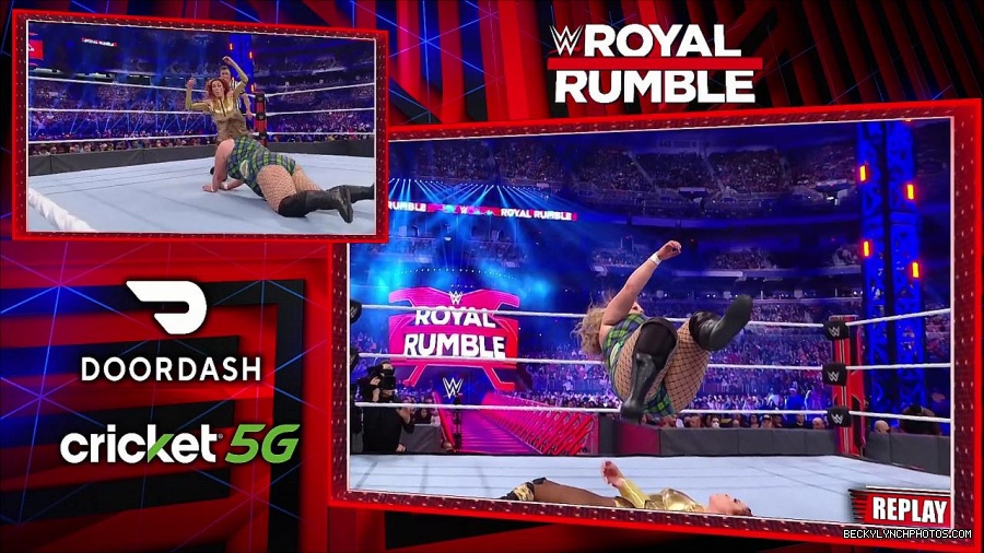 WWE_Royal_Rumble_2022_720p_WEB_h264-HEEL_mp4_007004778.jpg