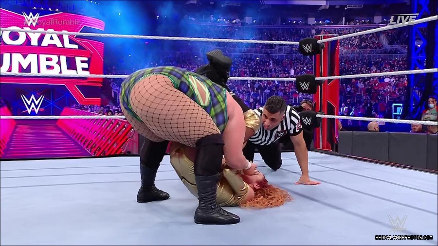 WWE_Royal_Rumble_2022_720p_WEB_h264-HEEL_mp4_007046044.jpg