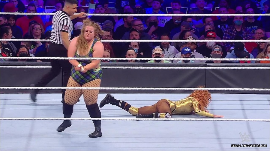 WWE_Royal_Rumble_2022_720p_WEB_h264-HEEL_mp4_007074444.jpg