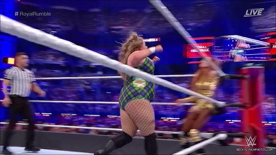 WWE_Royal_Rumble_2022_720p_WEB_h264-HEEL_mp4_007085244.jpg