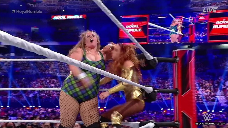 WWE_Royal_Rumble_2022_720p_WEB_h264-HEEL_mp4_007086044.jpg