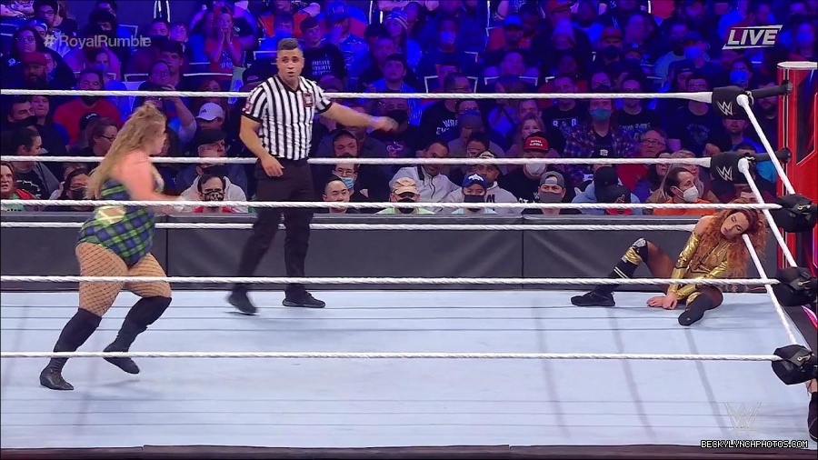 WWE_Royal_Rumble_2022_720p_WEB_h264-HEEL_mp4_007090044.jpg