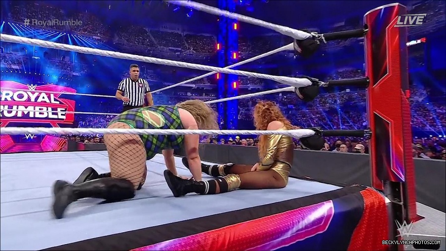 WWE_Royal_Rumble_2022_720p_WEB_h264-HEEL_mp4_007093644.jpg
