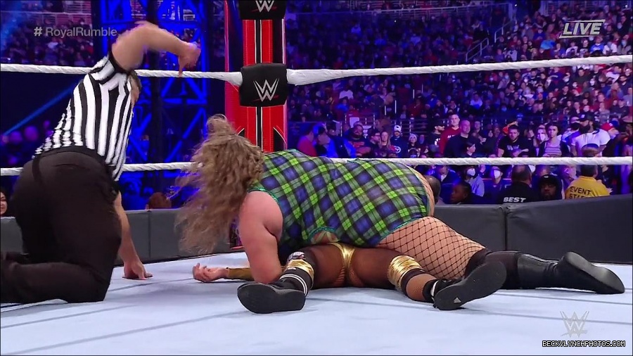 WWE_Royal_Rumble_2022_720p_WEB_h264-HEEL_mp4_007097244.jpg