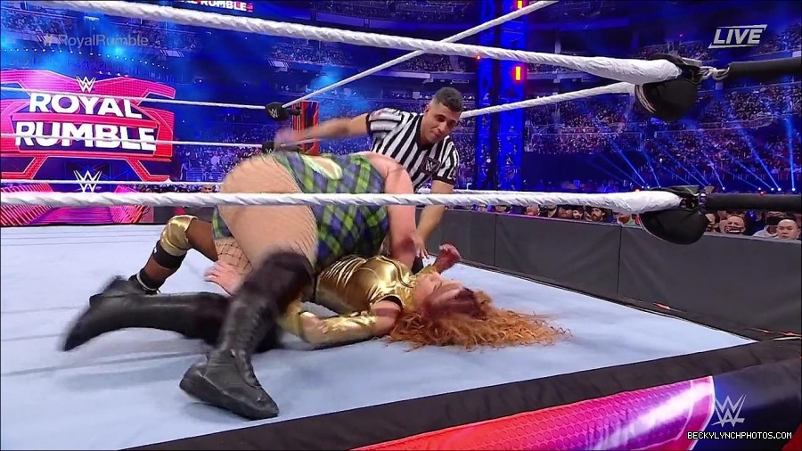WWE_Royal_Rumble_2022_720p_WEB_h264-HEEL_mp4_007098844.jpg