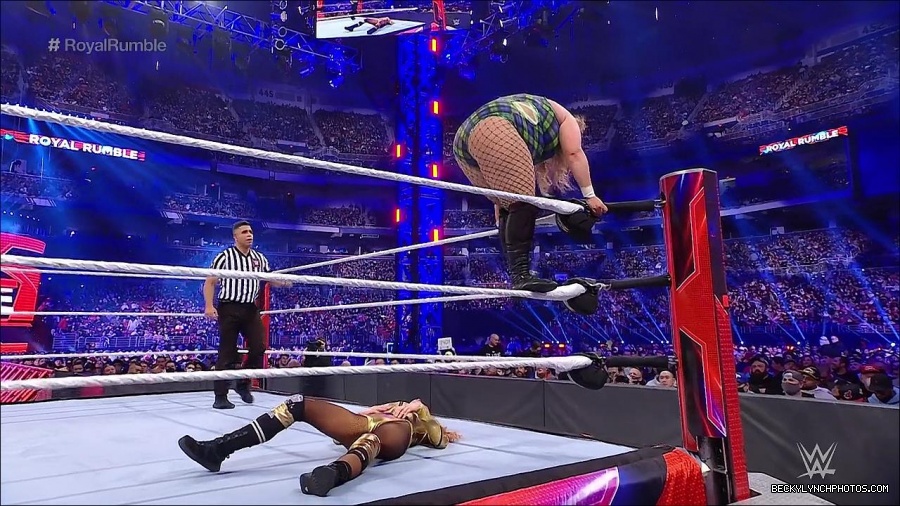 WWE_Royal_Rumble_2022_720p_WEB_h264-HEEL_mp4_007122444.jpg
