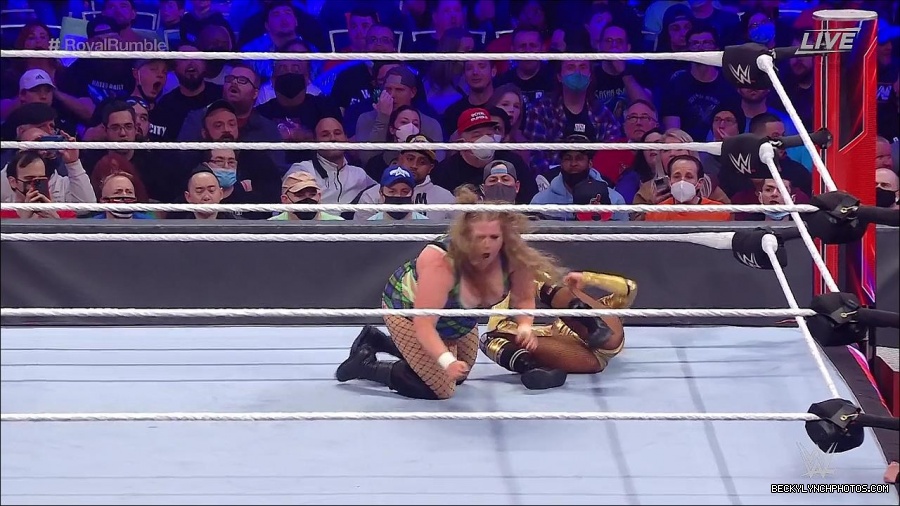 WWE_Royal_Rumble_2022_720p_WEB_h264-HEEL_mp4_007126044.jpg