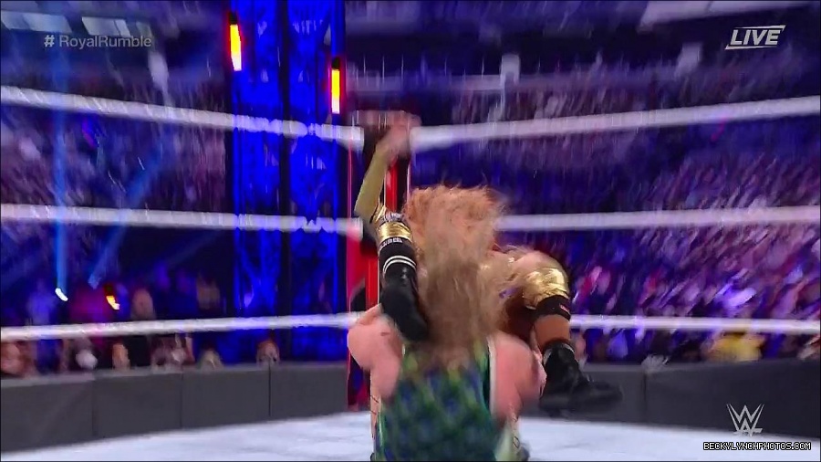 WWE_Royal_Rumble_2022_720p_WEB_h264-HEEL_mp4_007148044.jpg