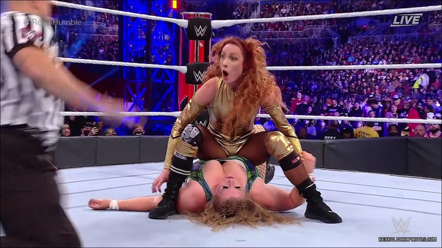 WWE_Royal_Rumble_2022_720p_WEB_h264-HEEL_mp4_007149244.jpg