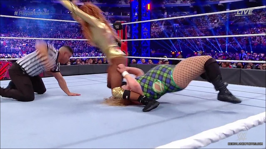 WWE_Royal_Rumble_2022_720p_WEB_h264-HEEL_mp4_007151244.jpg