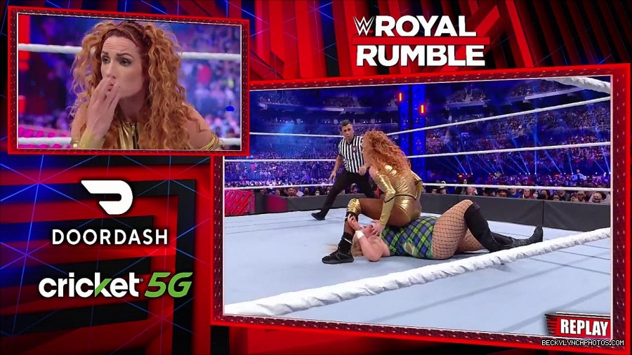 WWE_Royal_Rumble_2022_720p_WEB_h264-HEEL_mp4_007163644.jpg