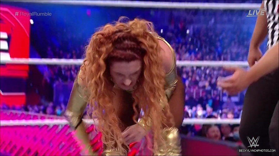 WWE_Royal_Rumble_2022_720p_WEB_h264-HEEL_mp4_007172444.jpg