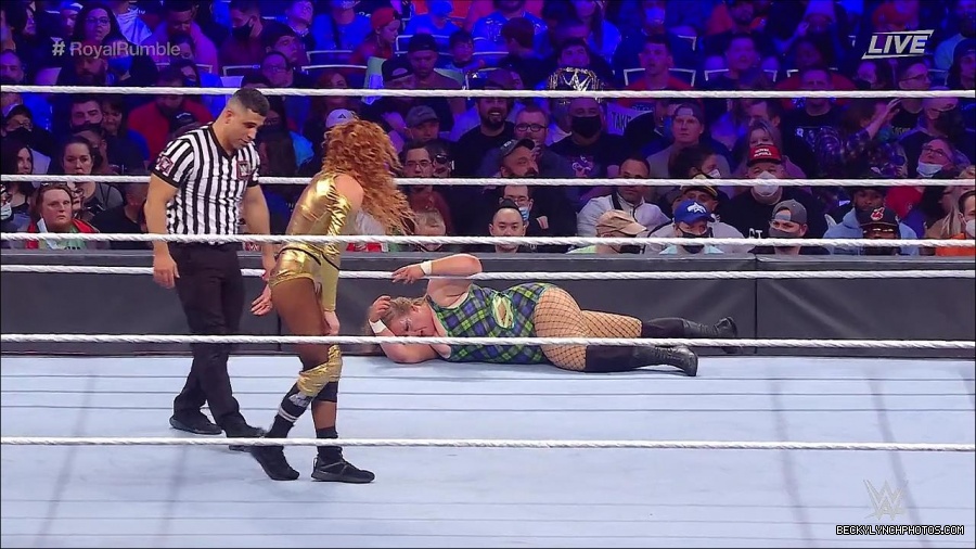 WWE_Royal_Rumble_2022_720p_WEB_h264-HEEL_mp4_007173644.jpg