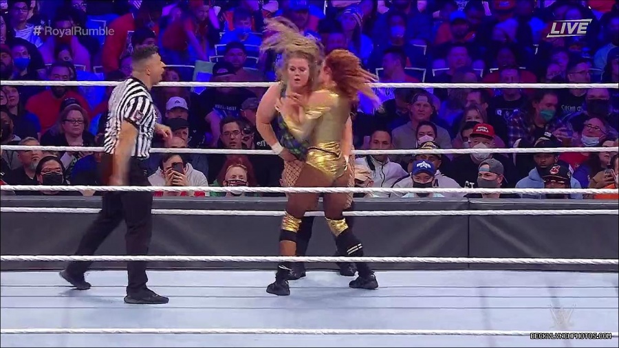 WWE_Royal_Rumble_2022_720p_WEB_h264-HEEL_mp4_007180844.jpg