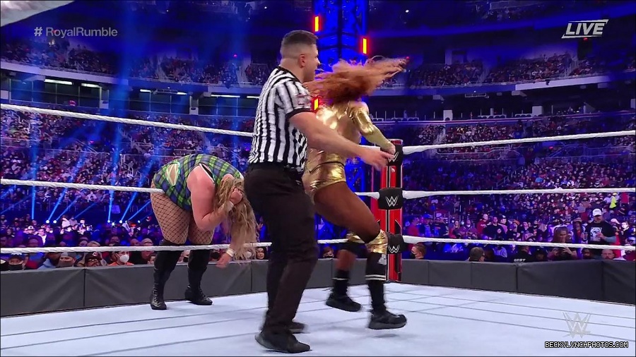 WWE_Royal_Rumble_2022_720p_WEB_h264-HEEL_mp4_007186044.jpg