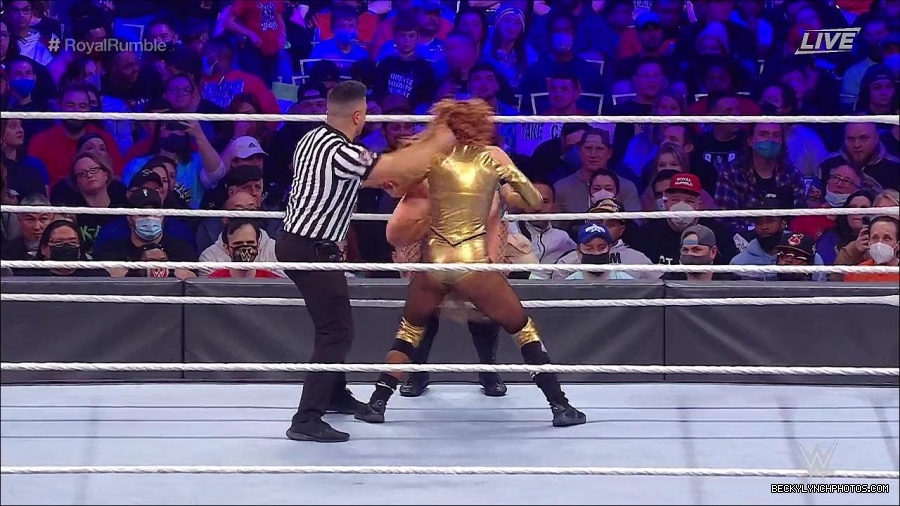 WWE_Royal_Rumble_2022_720p_WEB_h264-HEEL_mp4_007189244.jpg