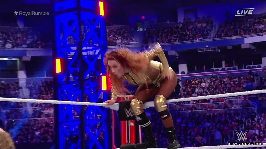 WWE_Royal_Rumble_2022_720p_WEB_h264-HEEL_mp4_007197644.jpg