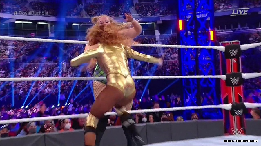 WWE_Royal_Rumble_2022_720p_WEB_h264-HEEL_mp4_007199644.jpg
